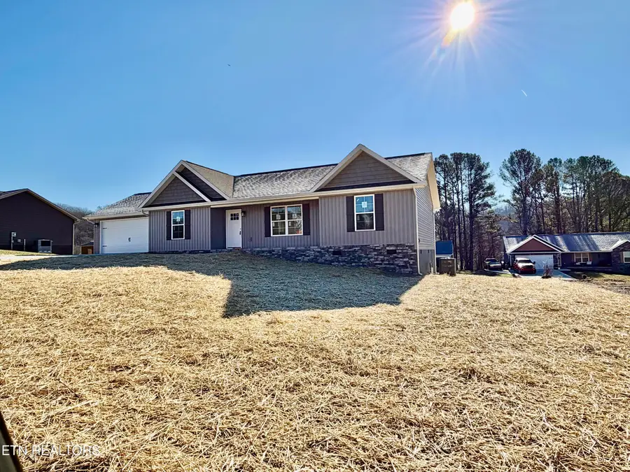 135 Milo Circle, Tazewell, TN 37879 - #3