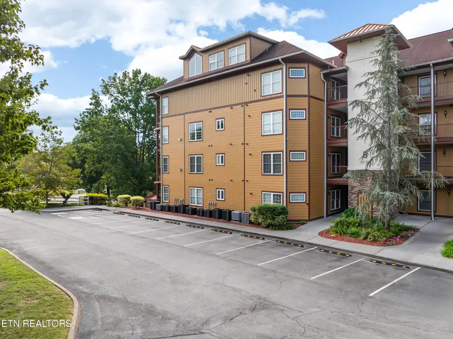 527 River Place Way #516, Sevierville, TN 37862 - #2