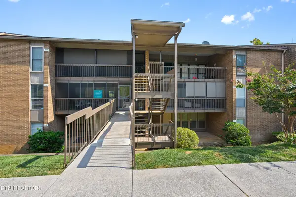 518 Berlin Drive, Knoxville, TN 37923