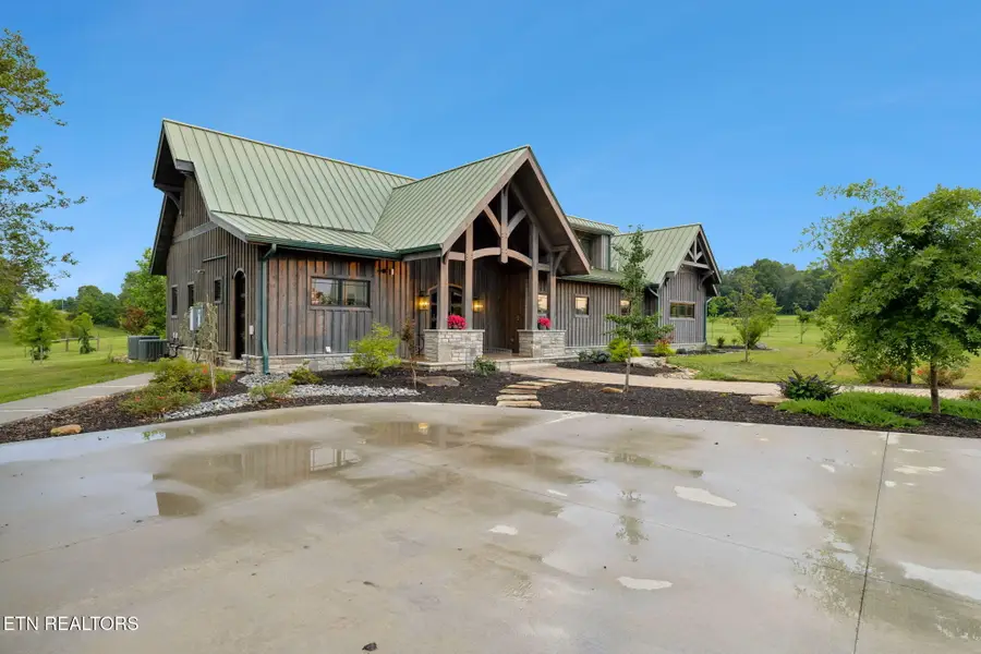 3173 Genesis Rd, Crossville, TN 38571 - #3