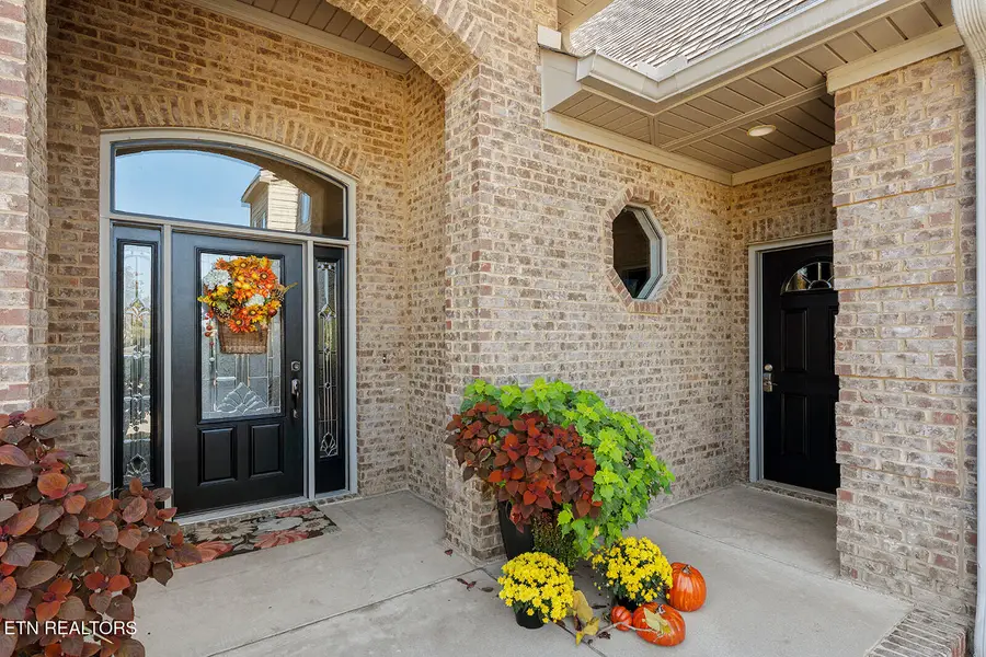 1217 Kahite Tr, Vonore, TN 37885 - #2