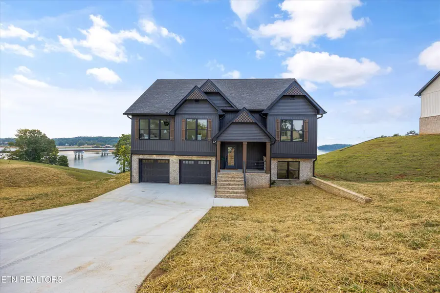 411 Hampton Way, Dandridge, TN 37725 - #2