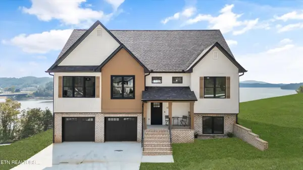 415 Hampton Way, Dandridge, TN 37725