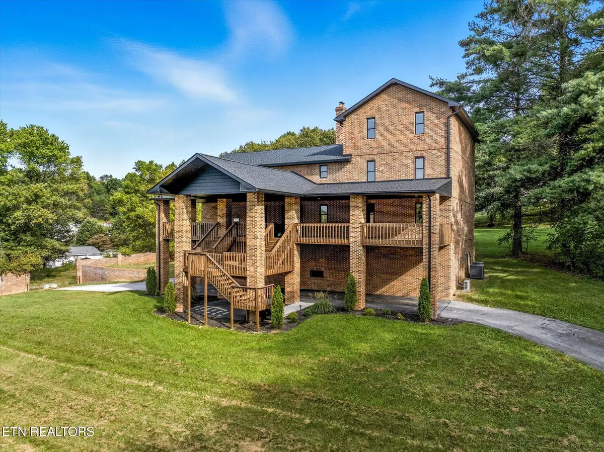 5344 Fort Henry Drive, Kingsport, TN 37663 - #1