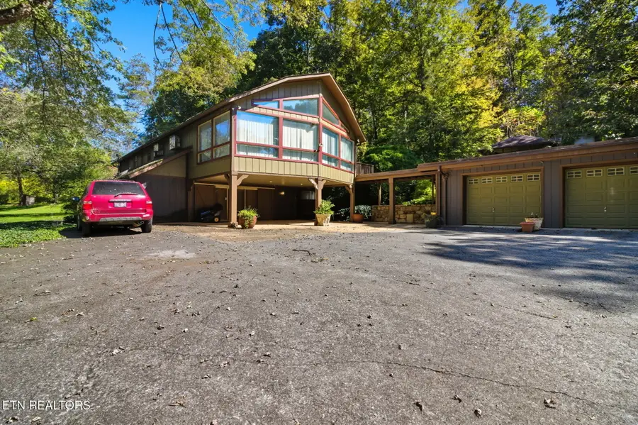 1356 Jayell Rd, Sevierville, TN 37862 - #2