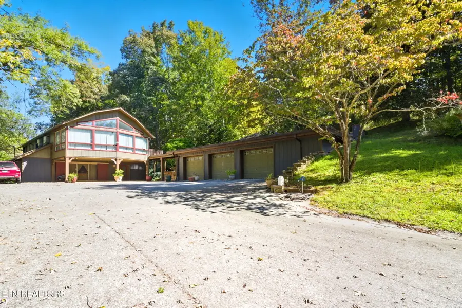 1356 Jayell Rd, Sevierville, TN 37862 - #3