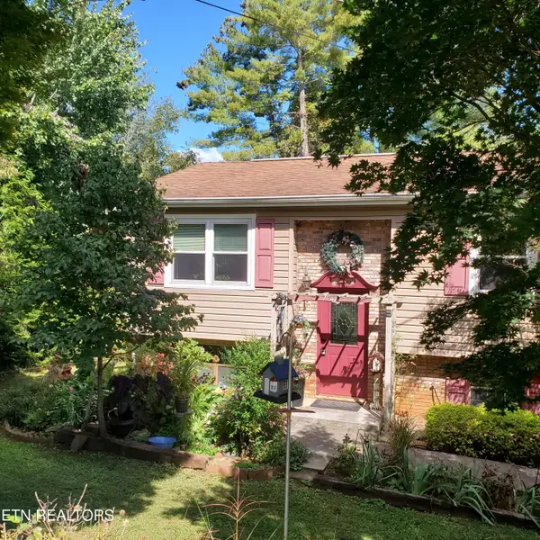 738 Bear Springs Rd, Morristown, TN 37814