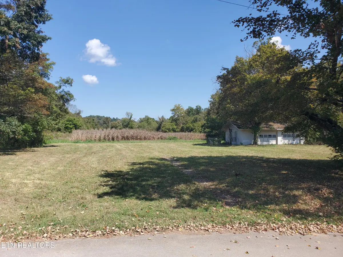 123 Dale Rd, Powder Springs, TN 37848 - #1