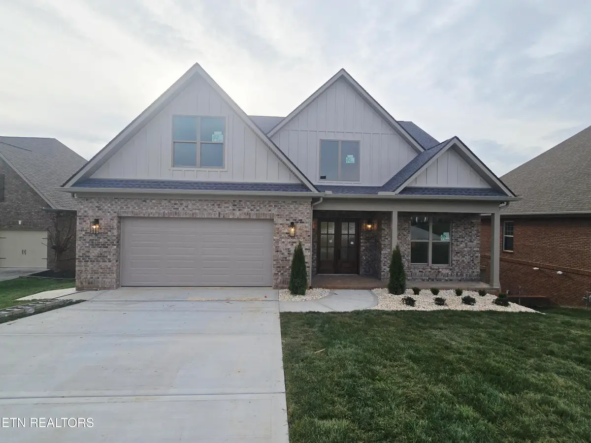 455 Maclaren Way, Lenoir City, TN 37772 - #1