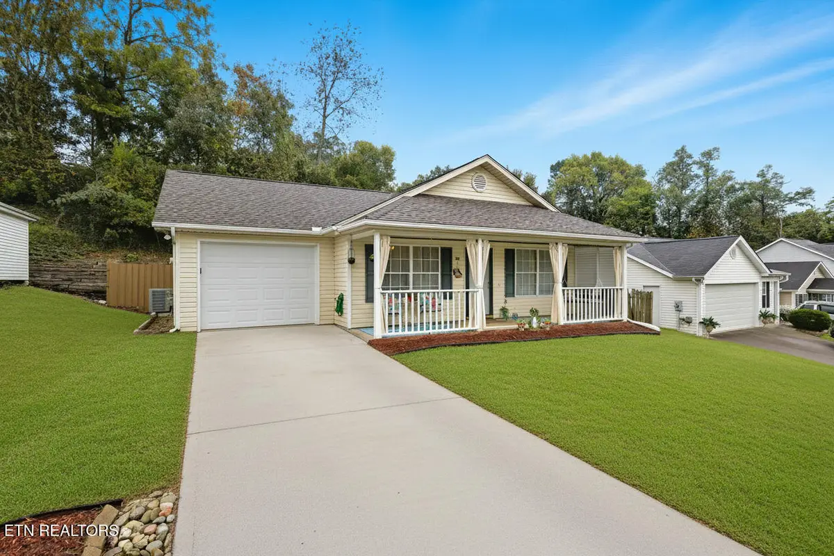 131 Emerald Court Place, Lenoir City, TN 37771 - #1