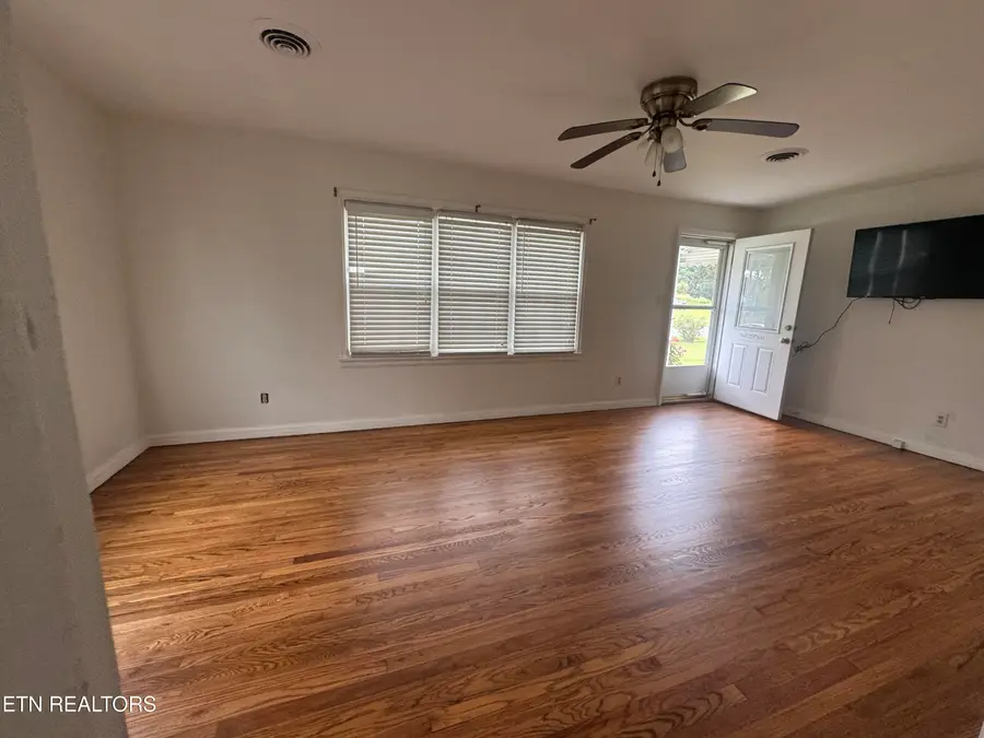 1633 Old Newport Hwy, Newport, TN 37821 - #3