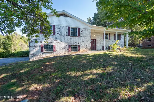 406 Montvale Station Rd, Maryville, TN 37803