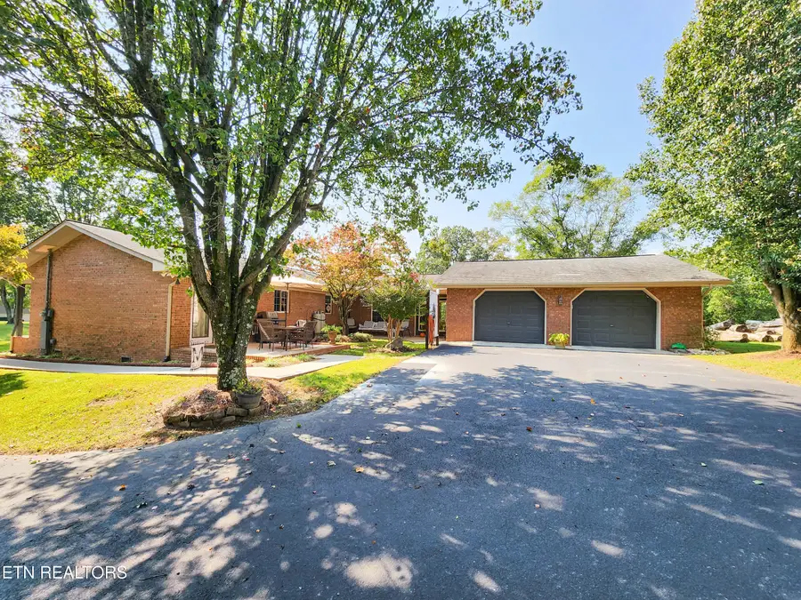 319 Tater Valley Rd, Luttrell, TN 37779 - #2