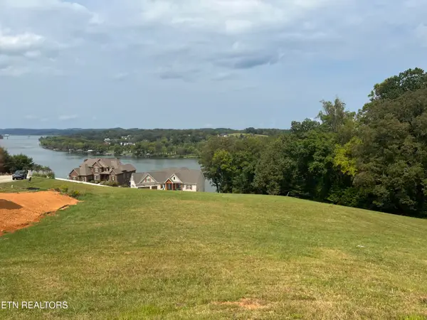 538 River Rd, Loudon, TN 37774