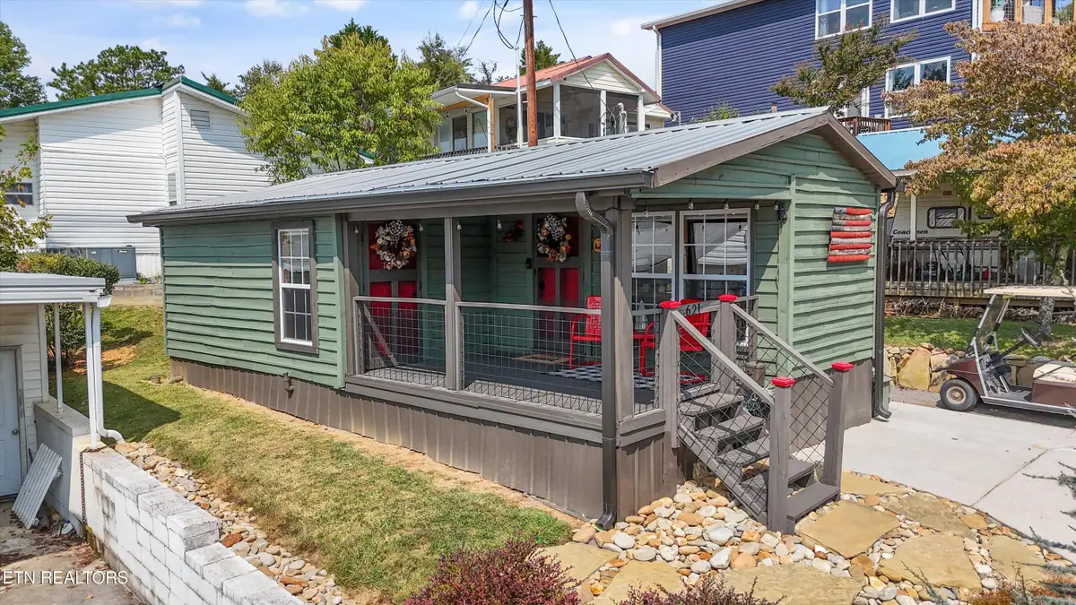 621 Whistling Swan St, Townsend, TN 37882 - #1