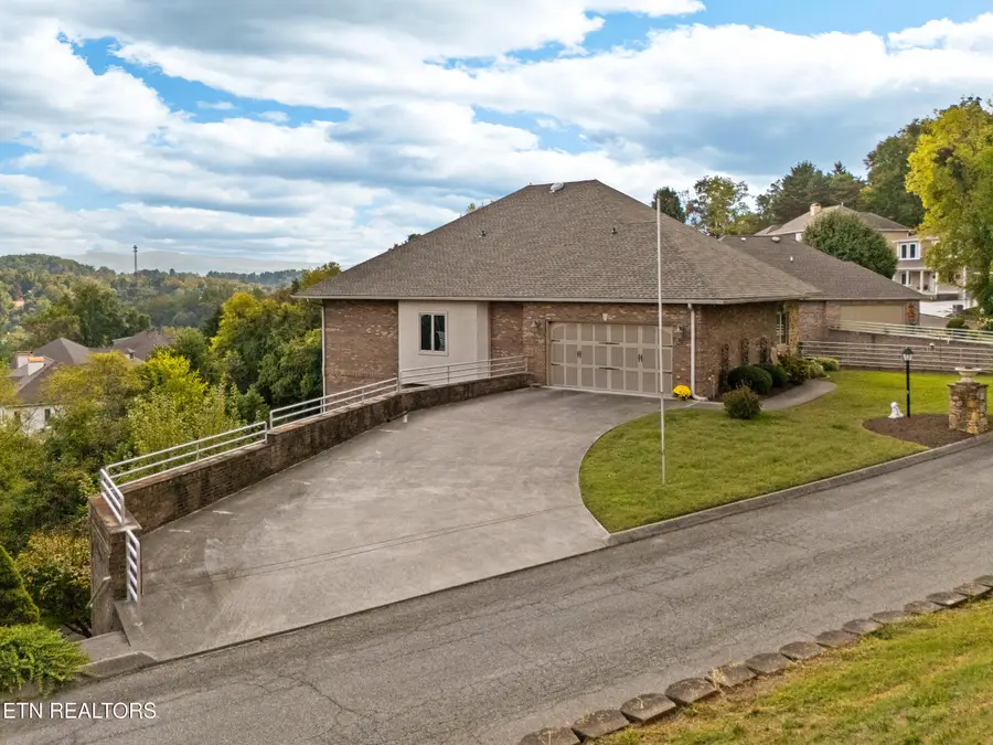 206 Timberlodge Lane, Sevierville, TN 37862 - #3