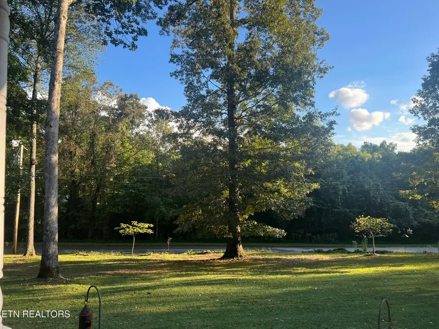 155 Pinoak Drive, Rockwood, TN 37854 - #2