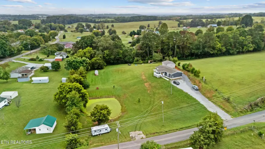 1185 Chestnut Grove Rd, Dandridge, TN 37725 - #2