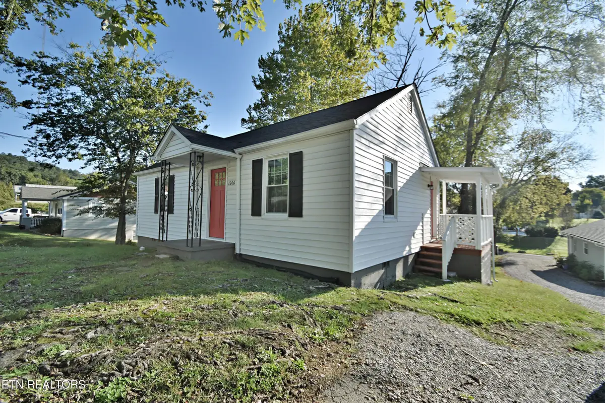 1206 Texas Ave, Knoxville, TN 37921 - #1