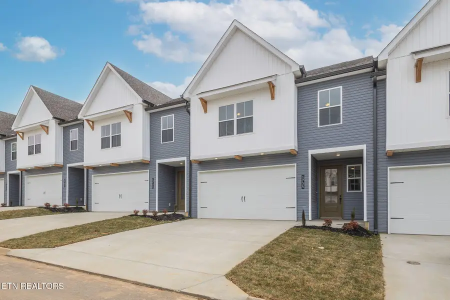 1735 Lateglow Way, Knoxville, TN 37931 - #3