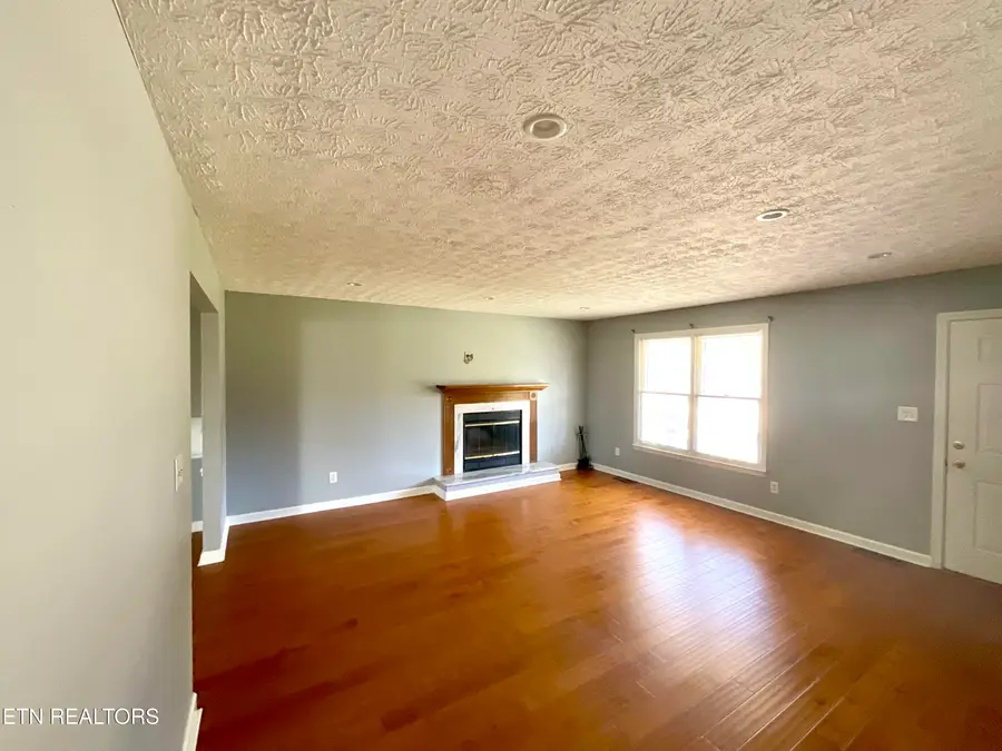 8109 Joshua Rd, Knoxville, TN 37938 - #3