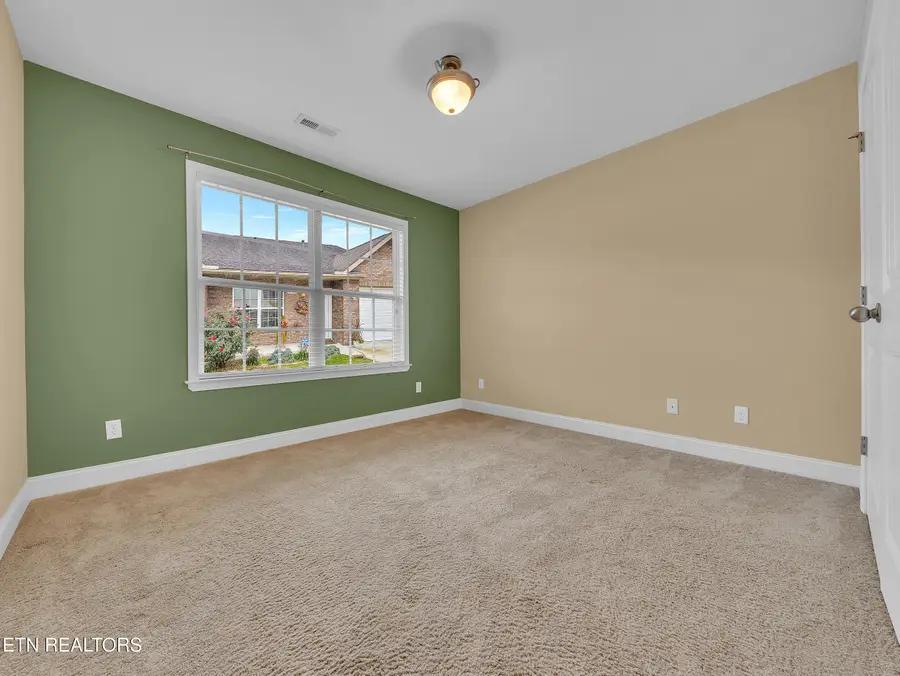 2732 Waters Place Drive, Maryville, TN 37803 - #3