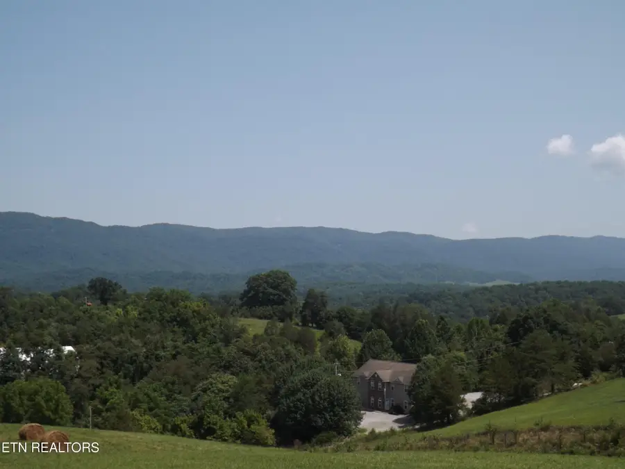 000 Forge Ridge Rd, Harrogate, TN 37752 - #3