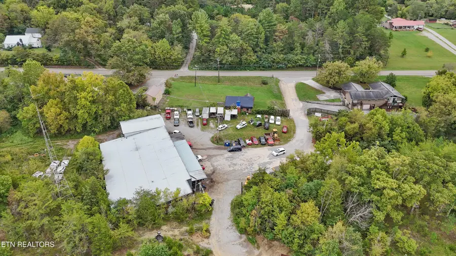 1021 E Hendron Chapel Rd, Knoxville, TN 37920 - #2