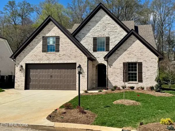 1141 Chardonnay Lane, Knoxville, TN 37932