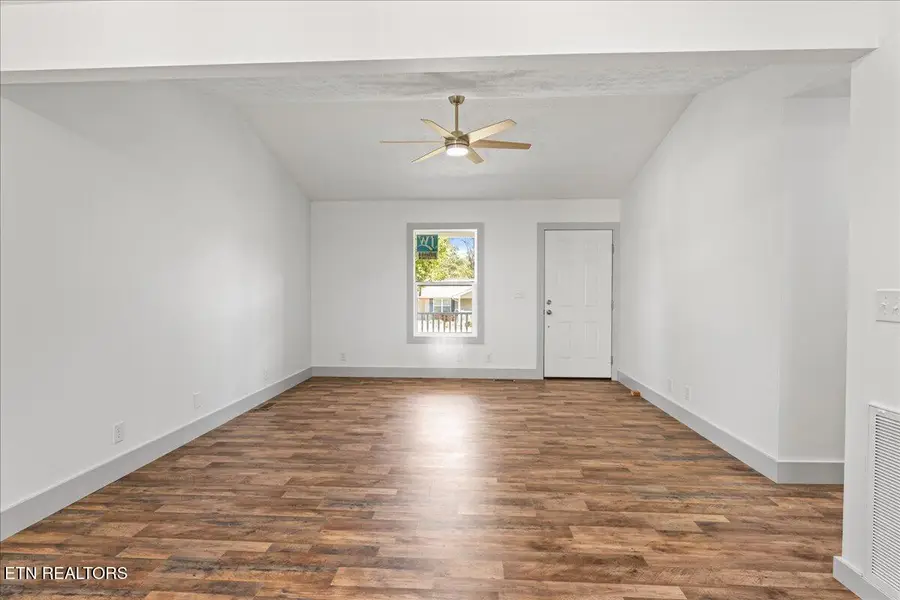 112 Margaret Lane, Jacksboro, TN 37757 - #3