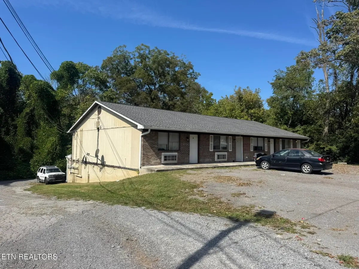 1215 Shields Ferry Rd, Morristown, TN 37814 - #1