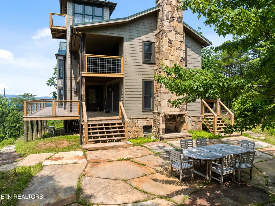 1265 Lookout Tr, Townsend, TN 37882 - #2