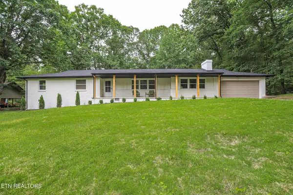 106 Wood Ridge Lane, Oak Ridge, TN 37830