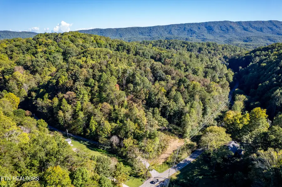 883 Jama Way, Maryville, TN 37803 - #2