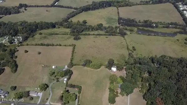 111 Adohi Tr, Maryville, TN 37804