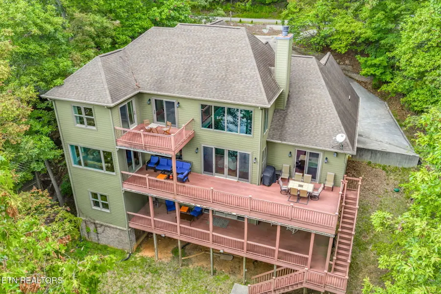 455 S Shorewood Lane, Caryville, TN 37714 - #2