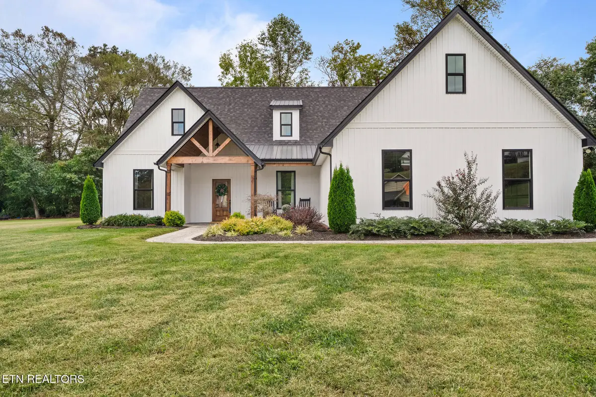 8011 Campbells Point Rd, Corryton, TN 37721 - #1