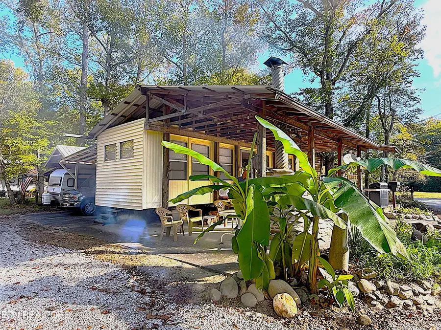 7915 Carnes Rd, Townsend, TN 37882 - #3