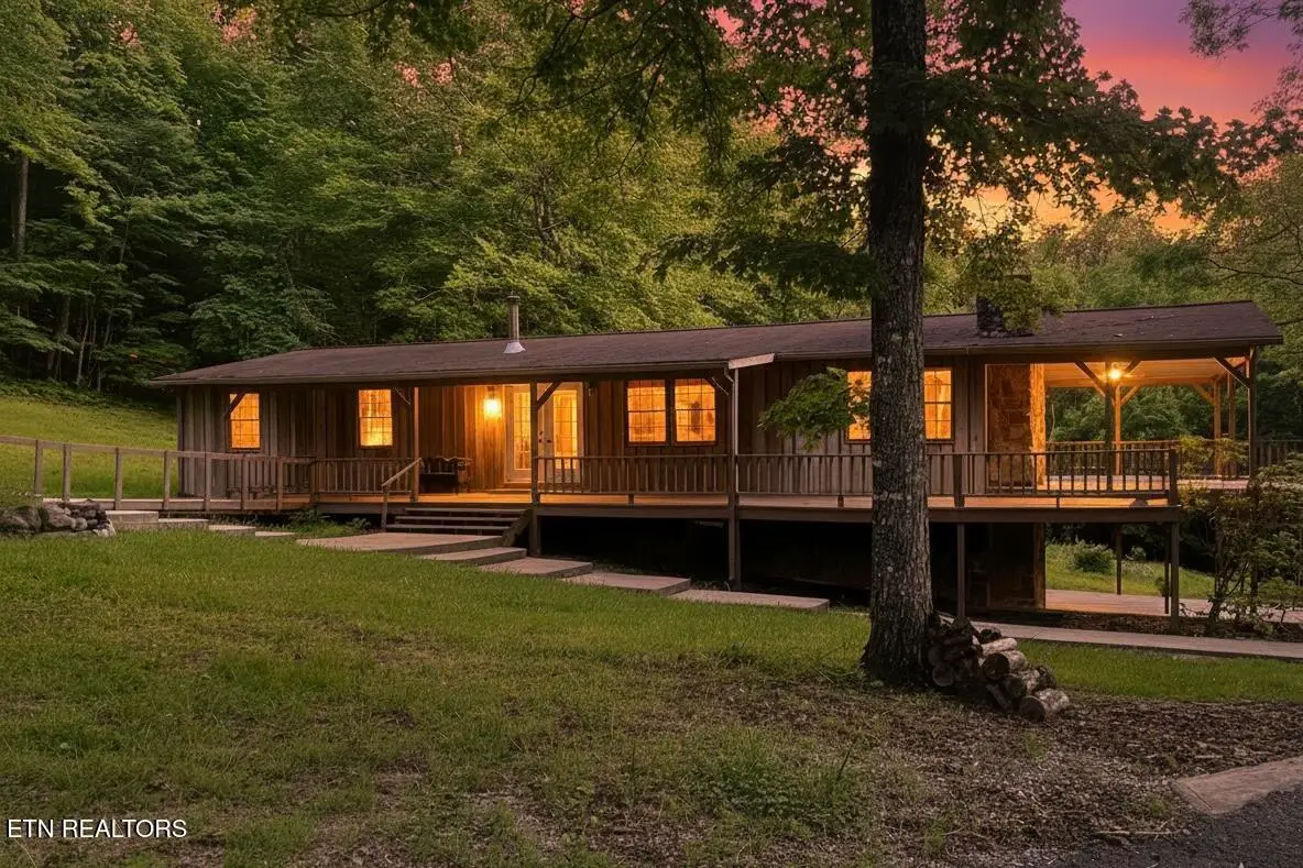 555 Lake Lane, New Tazewell, TN 37825 - #1