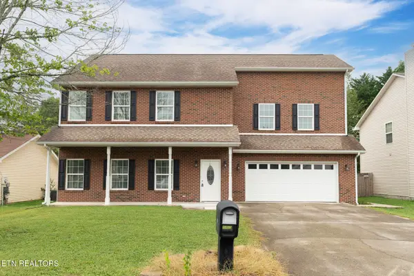 819 Dowry Lane, Knoxville, TN 37919