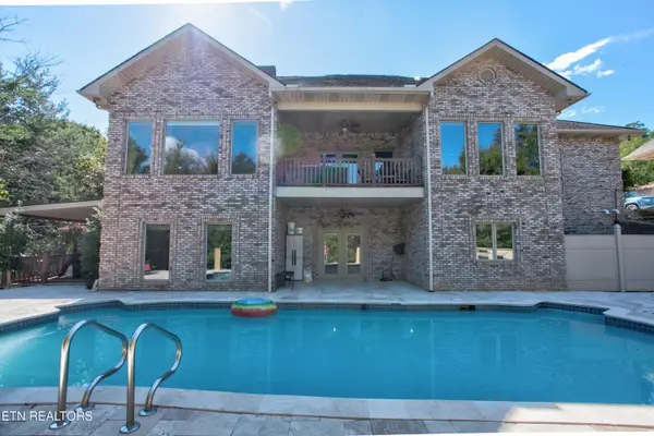 544 Kings Hills Blvd, Pigeon Forge, TN 37863