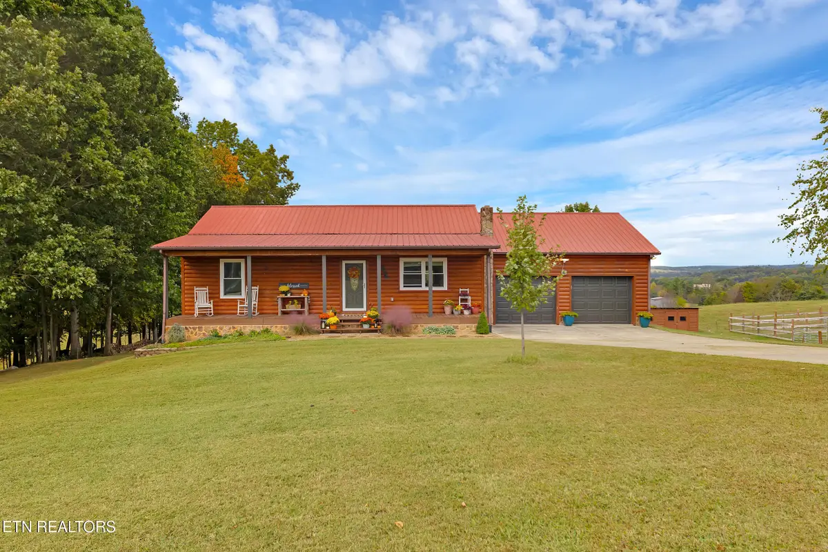 902 S Mill Rd, Greeneville, TN 37743 - #1