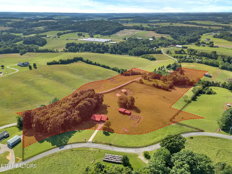 902 S Mill Rd, Greeneville, TN 37743 - #2