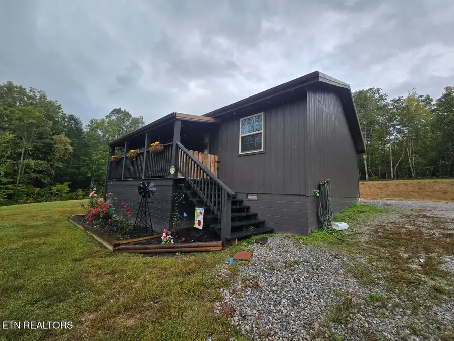 102 Beaver Pvt. Lane, Oneida, TN 37841 - #2