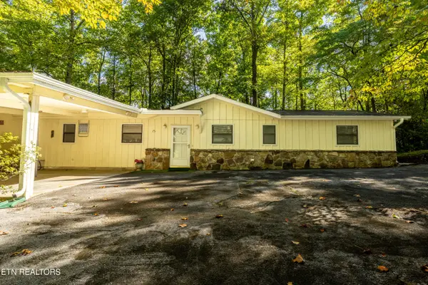 1062 N Ridge Place, Sevierville, TN 37876