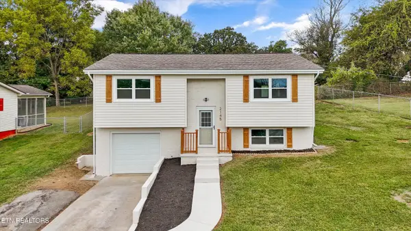 2145 Highland Rd, Maryville, TN 37801