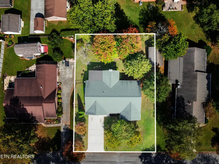 1420 Hartford Ave, Maryville, TN 37803 - #3