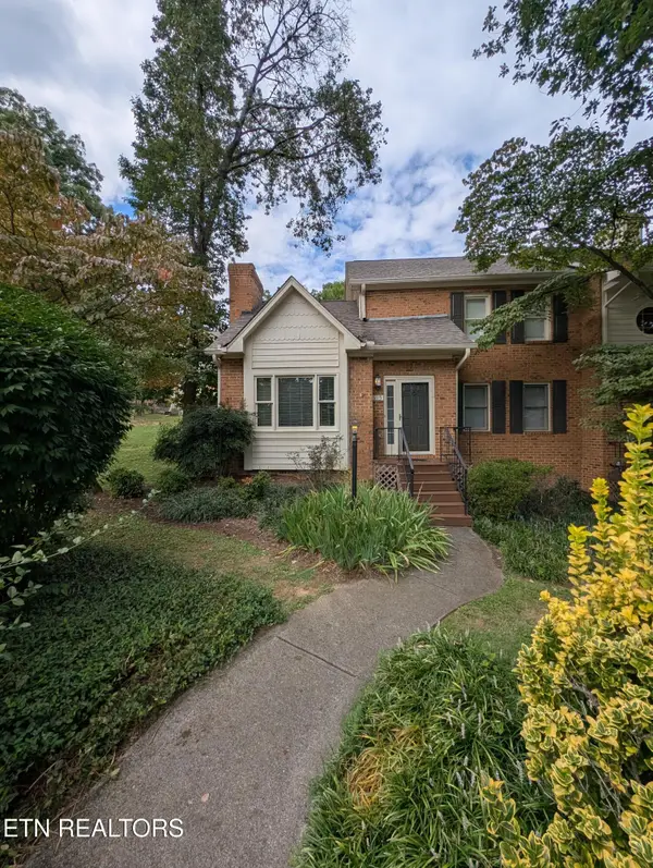 915 Miles Court, Knoxville, TN 37923