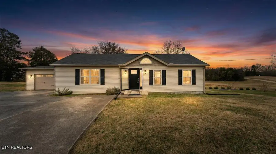 2117 Grey Ridge Rd, Maryville, TN 37801 - #2