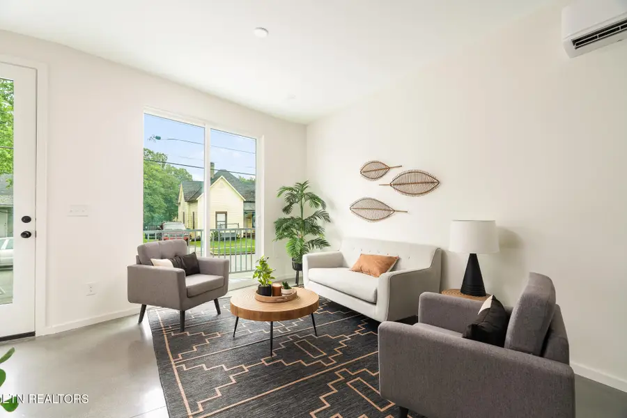 105 E Oldham Ave #103, Knoxville, TN 37917 - #3